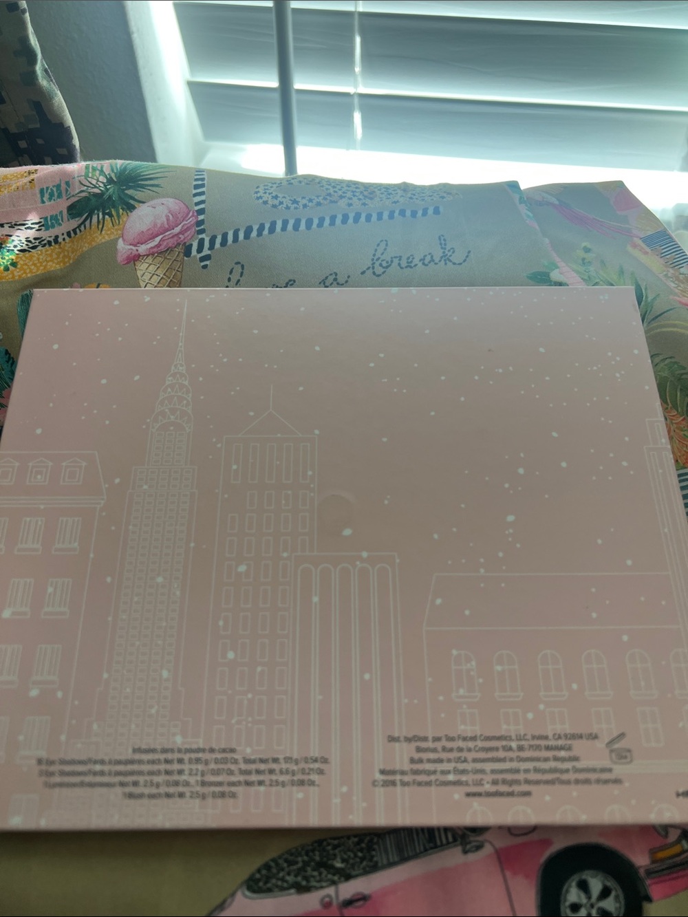 Too Faced Pink Holiday Makeup Eyeshadow Palette NEW - Picture 8 of 8